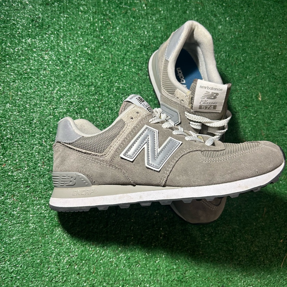 New Balance Suede Gray Running Shoes